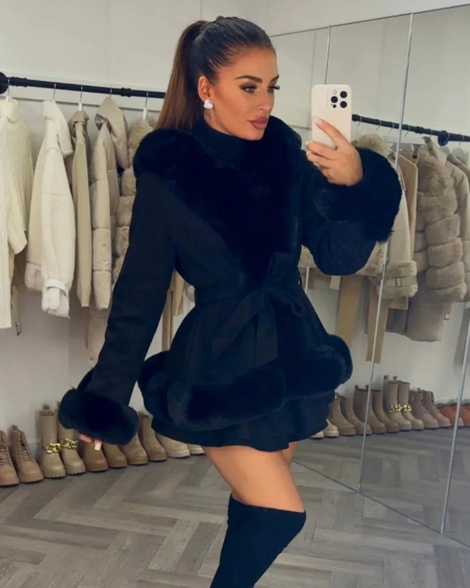 Valeria – Ekskluzywny płaszcz futrzany dla kobiet