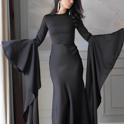 Cosete - Stylowa sukienka z długimi rękawami dla kobiet