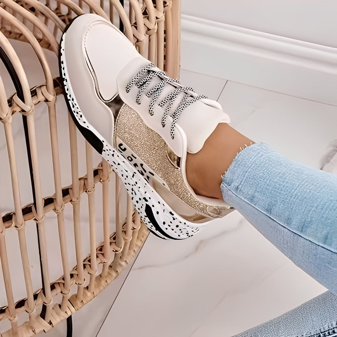 Penelope - Komfortowe sneakersy na koturnie dla pań