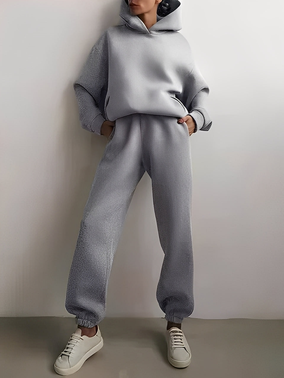 Adelia – Jednokolorowy Zestaw Hoodie