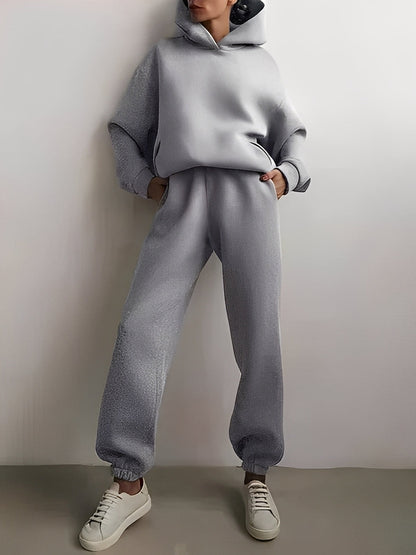 Adelia – Jednokolorowy Zestaw Hoodie