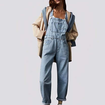 Maggie - Swobodny jeansowy kombinezon z krzyżowanymi plecami dla kobiet