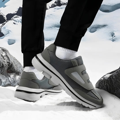 Justin - Stylowe płaskie buty z białą podeszwą dla kobiet