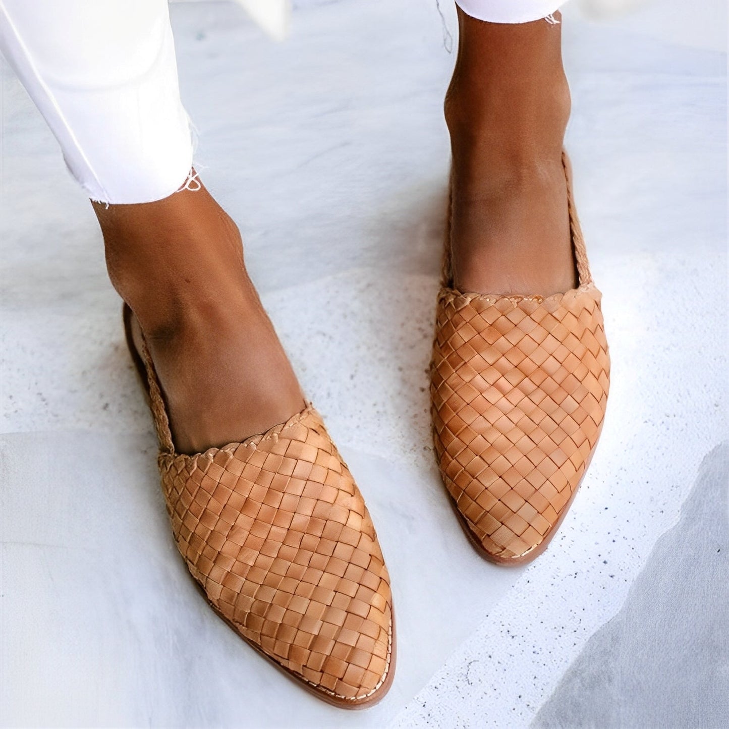 Fiona – Płaskie buty typu slingback z wzorem
