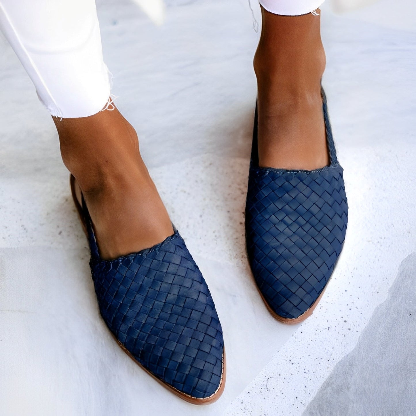 Fiona – Płaskie buty typu slingback z wzorem