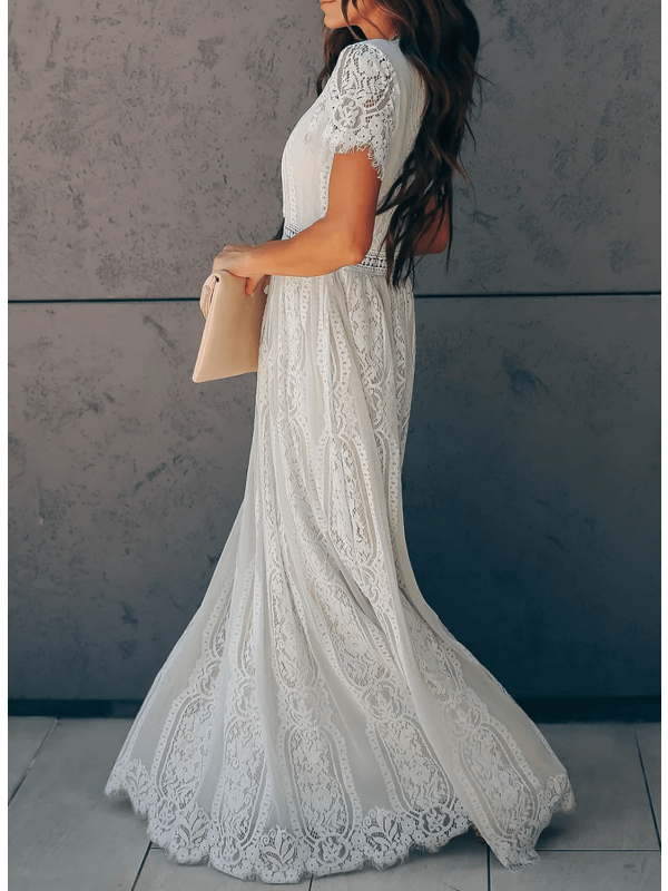 Angelica - Elegancka Sukienka Koronkowa z Dekoltem w Serek